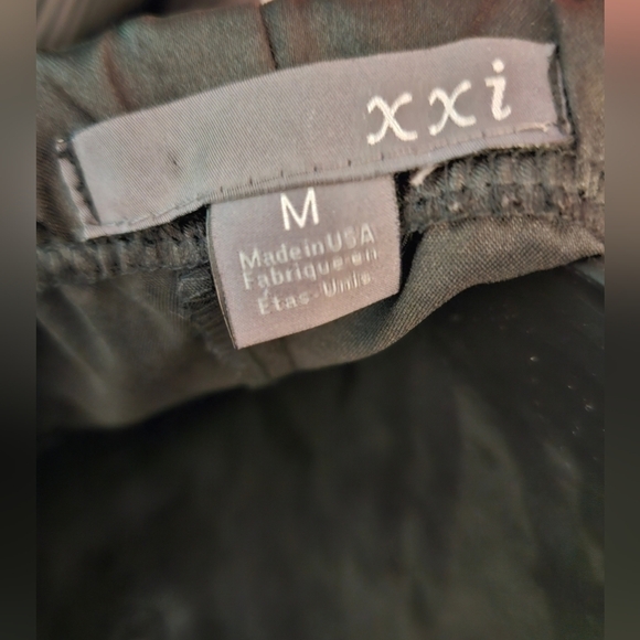 XXI Strapless Formal mini black dress size Med. - Picture 4 of 4